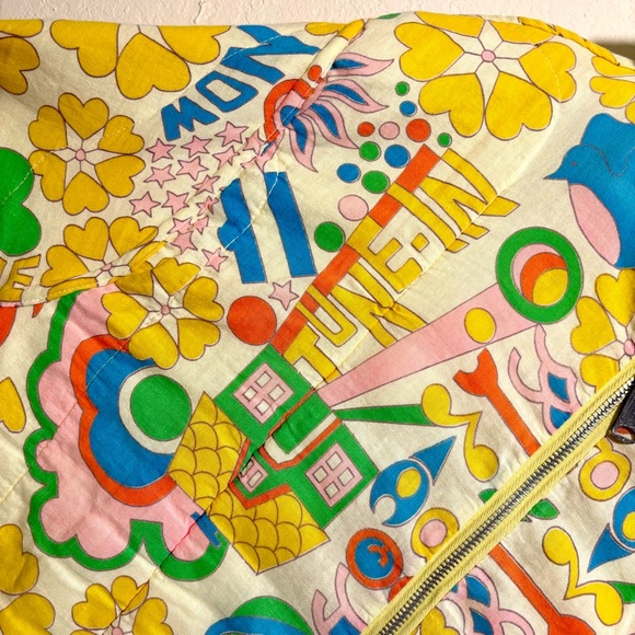 Magicbusvintage Groovy 70’s Reversible Blanket Jacket - Picture 5 of 10